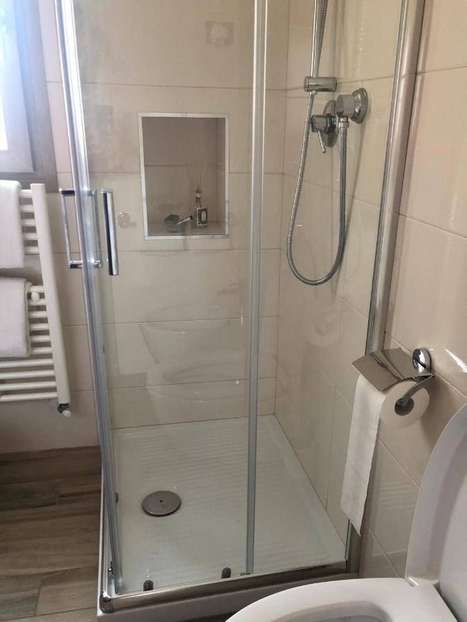 Zerostuni Suite Apartment Екстериор снимка